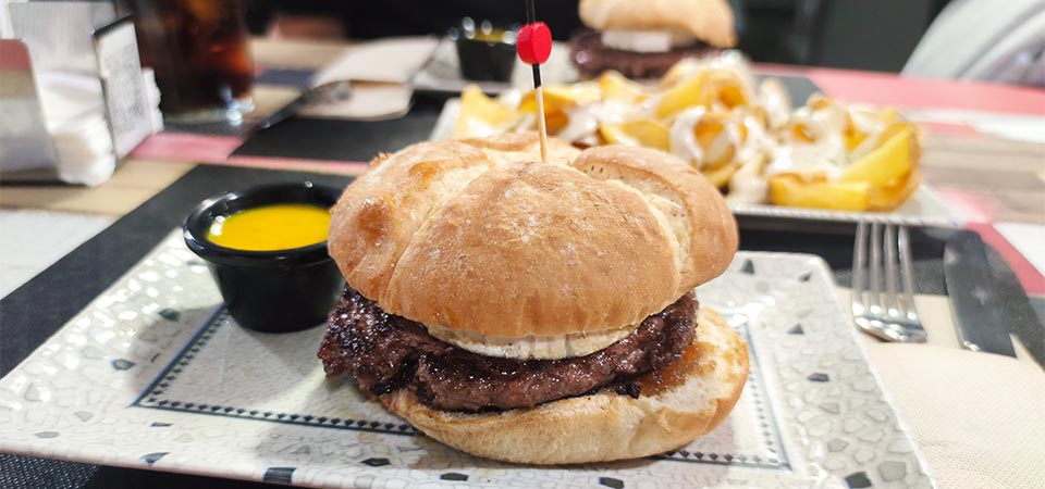 Hamburguesa con patatas de hamburguesas en Valladolid